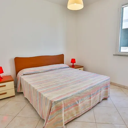Marini Holiday House Apartamento Ugento