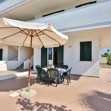 Marini Holiday House Apartamento Ugento